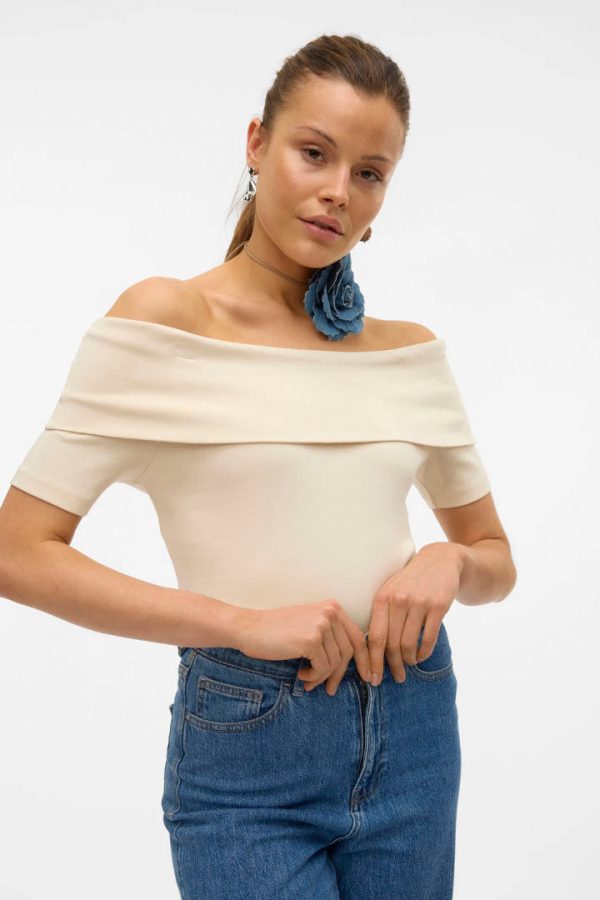 Casualshirt Off Shoulder Top